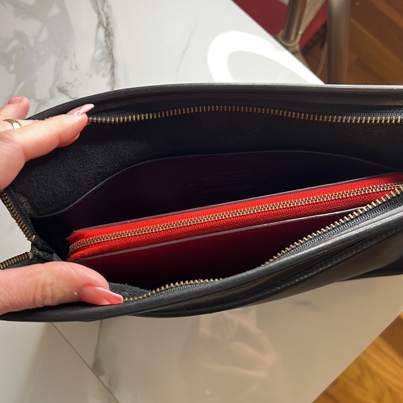 Vintage 1970’s COACH Clutch Black Leather w/ pocket - Picture 8 of 10